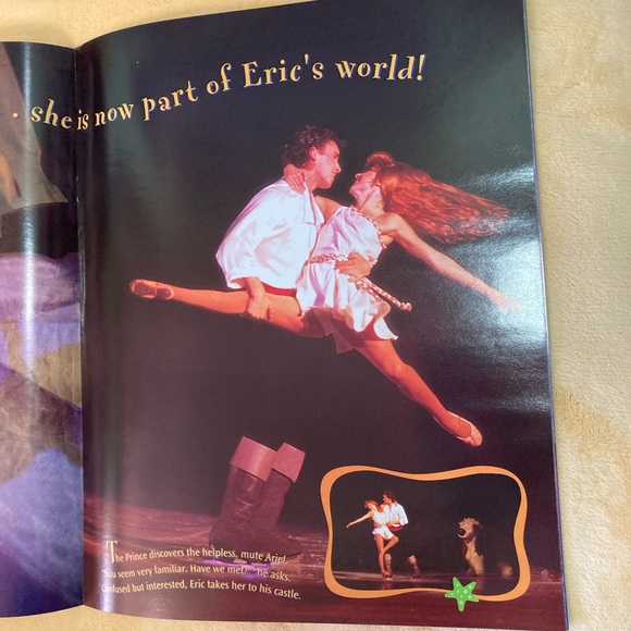 Disney On Ice The Little Mermaid program - Picture 6 of 15